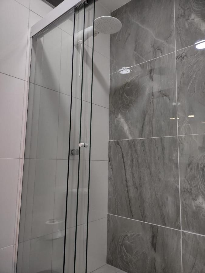 Ipe Suites Домингус-Мартинс Экстерьер фото