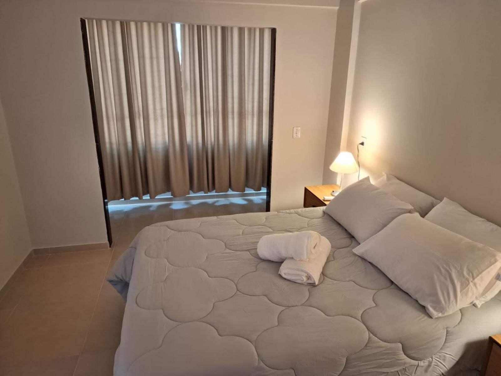 Ipe Suites Домингус-Мартинс Экстерьер фото