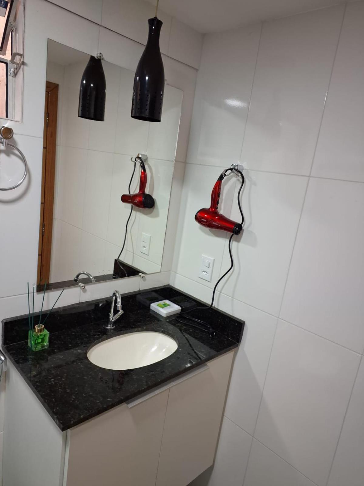 Ipe Suites Домингус-Мартинс Экстерьер фото