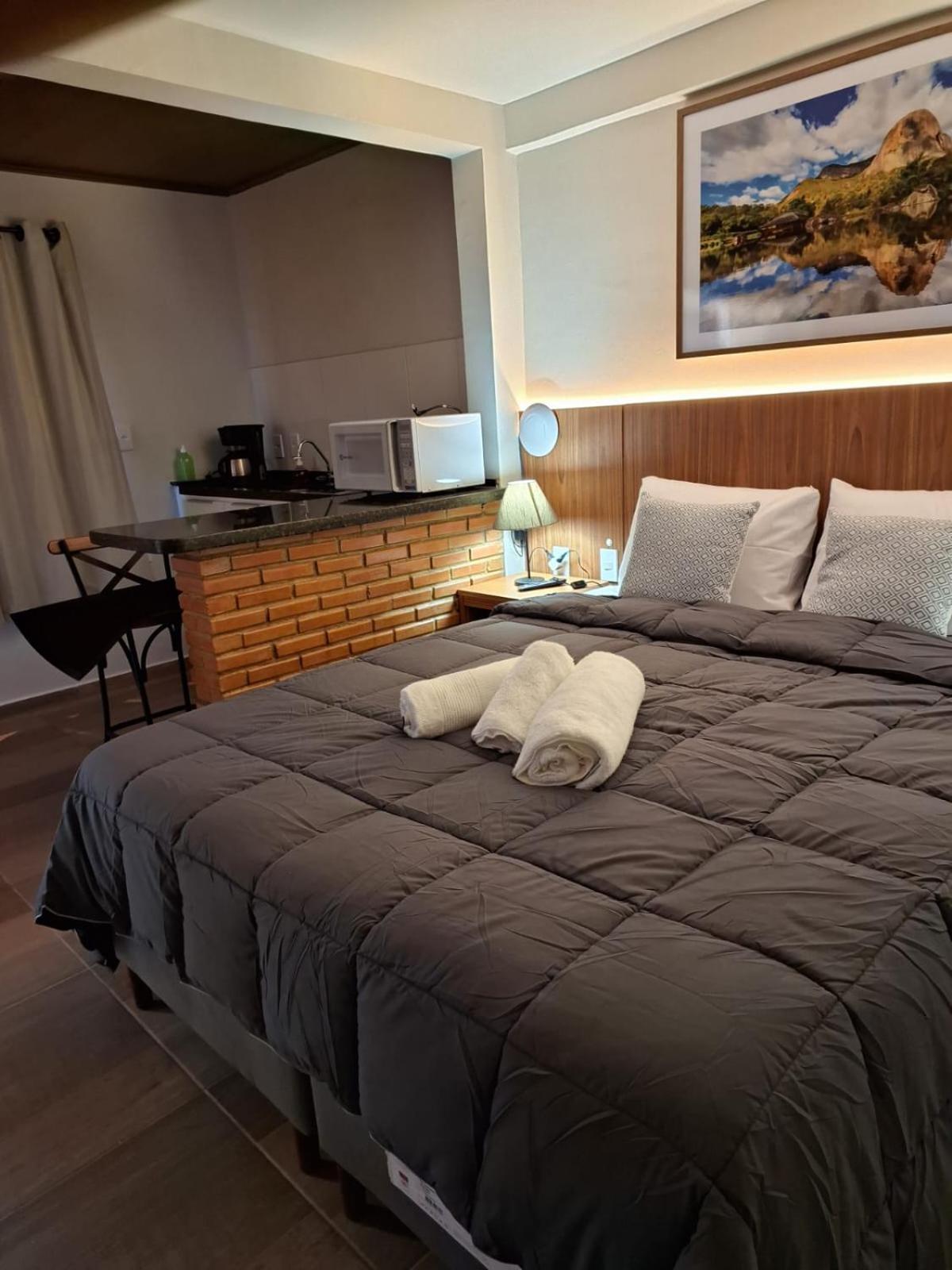 Ipe Suites Домингус-Мартинс Экстерьер фото